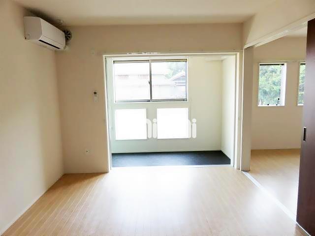 その他設備　開放感のあるリビング