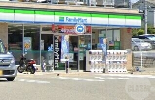 コンビニ　ファミリーマート吹田江坂五丁目店（コンビニ）まで297m