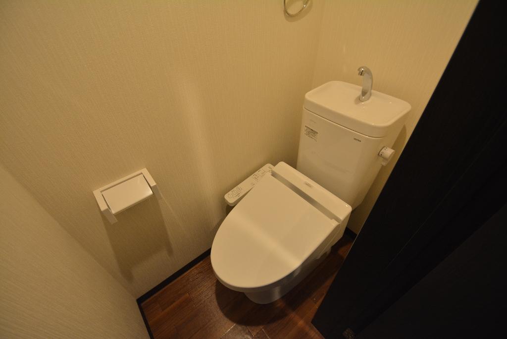 トイレ　シャワー付トイレ