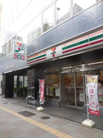 その他　【コンビニエンスストア】セブンイレブン　台東駒形1丁目店（その他）まで594m