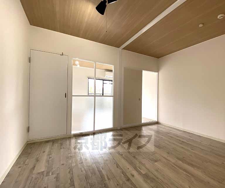 居室・リビング　使い勝手の良いリビングです。