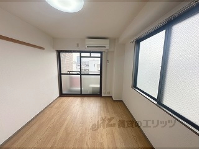 その他部屋・スペース　大きい冷蔵庫でも置けますね。