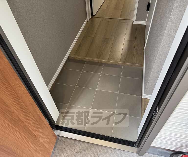 玄関　玄関部分です。