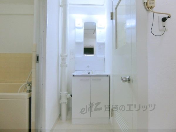 洗面設備　洗面所