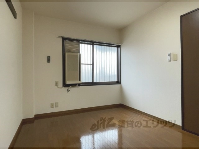 居室・リビング　洋室