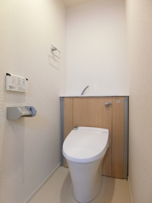 トイレ　図面と現状に相違がある場合には現状を優先