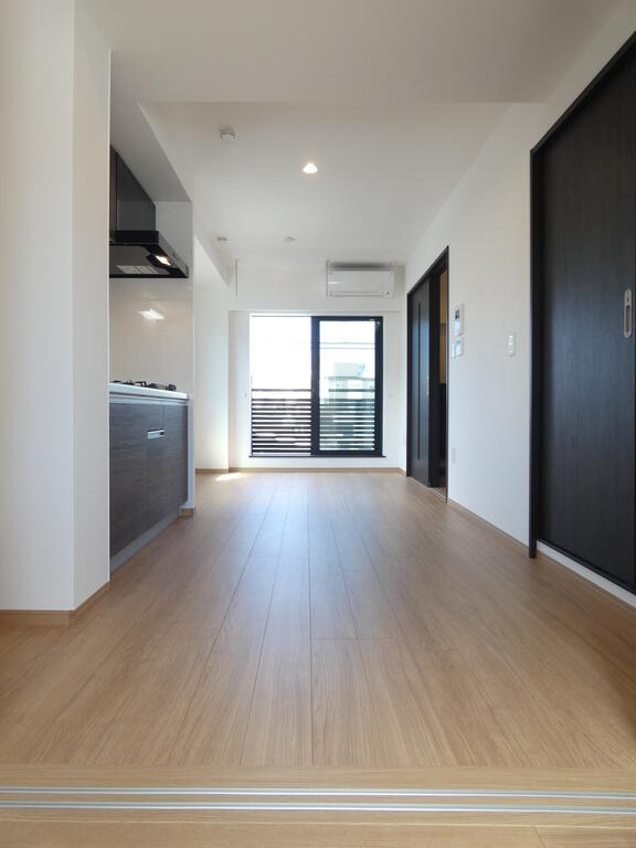 居室・リビング　内観※別部屋参考写真