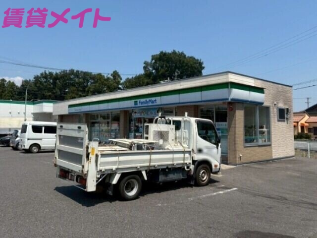 コンビニ　ファミリーマートいなべ大安いしぐれ店（コンビニ）まで1301m