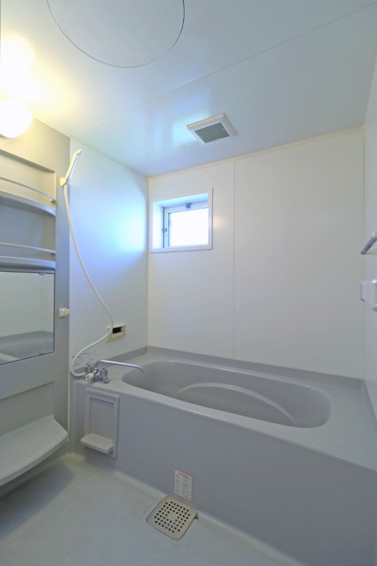 バス・シャワールーム　図面と現状に相違がある場合には現状を優先