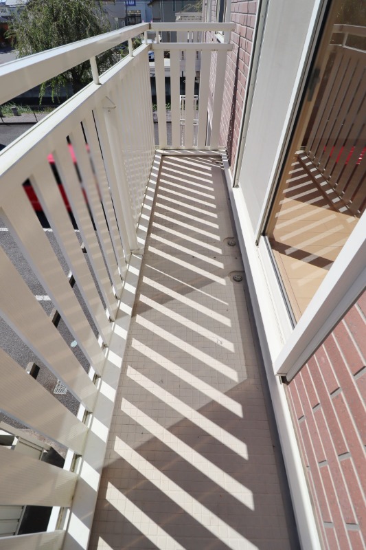 バルコニー　図面と現状に相違がある場合には現状を優先