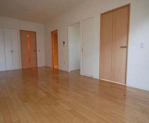 居室・リビング　ゆったり過ごせる居間です