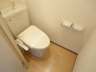 トイレ　シャワー付トイレ