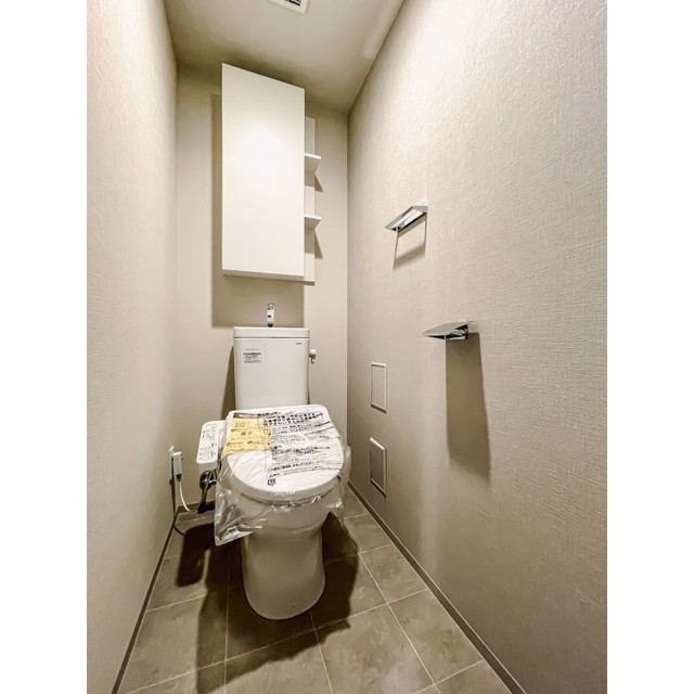 トイレ　※写真は同タイプ住戸です。