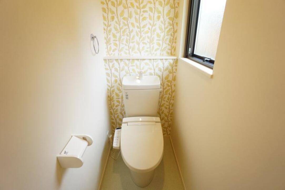 トイレ　トイレ