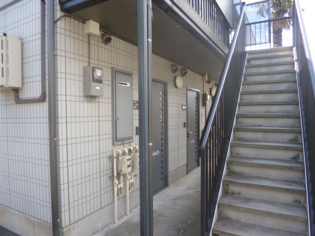 エントランス　★お部屋探しは株式会社タウンハウジング東京まで★