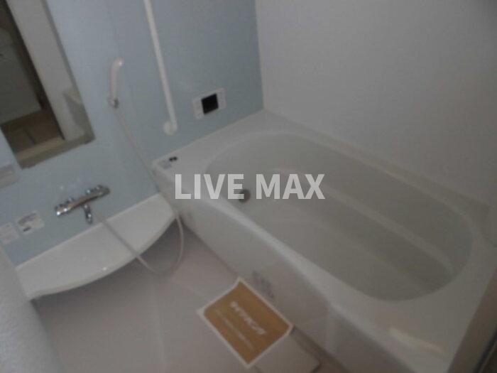 バス・シャワールーム　※別部屋のお写真になります