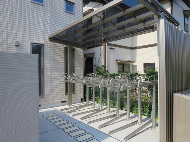 その他共有部分　★屋根付き駐輪スペース★