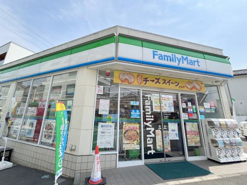 コンビニ　ファミリーマート 小平光ヶ丘店（コンビニ）まで842m