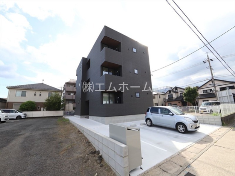 建物外観　デザイナーズ　オートロック付