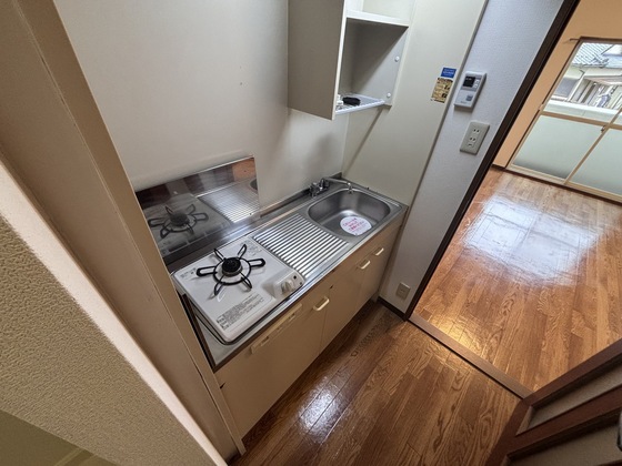 キッチン　※別号室の写真です