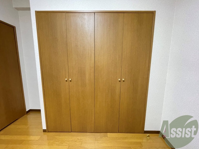 収納　リビングには大きめのクローゼットがあります！