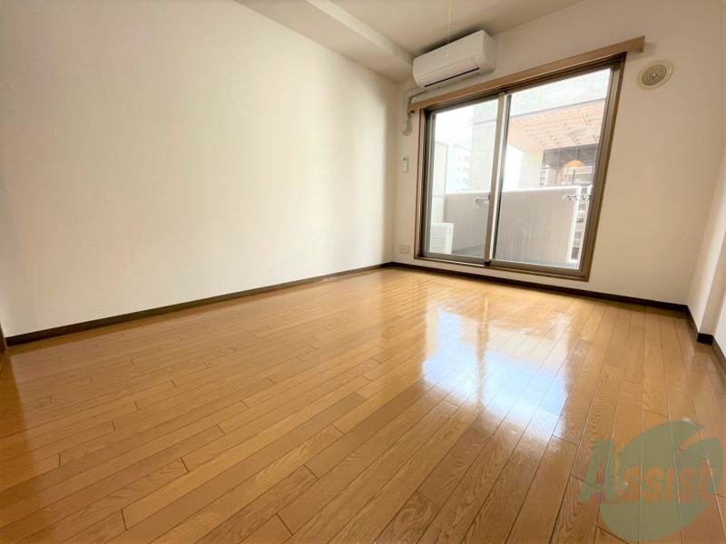 その他部屋・スペース　寝室は、７．２帖と少し広めで陽当たりも良いです