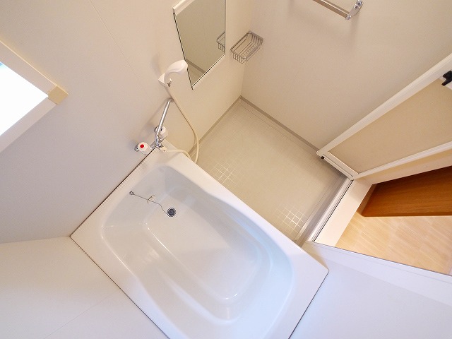 バス・シャワールーム　お風呂です