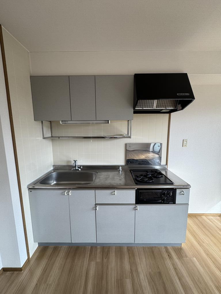 キッチン　2口ガスコンロ付き