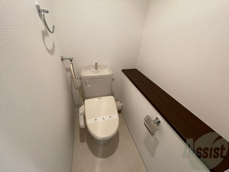 トイレ　ウォシュレット機能がついたトイレ。安心して使用できますね