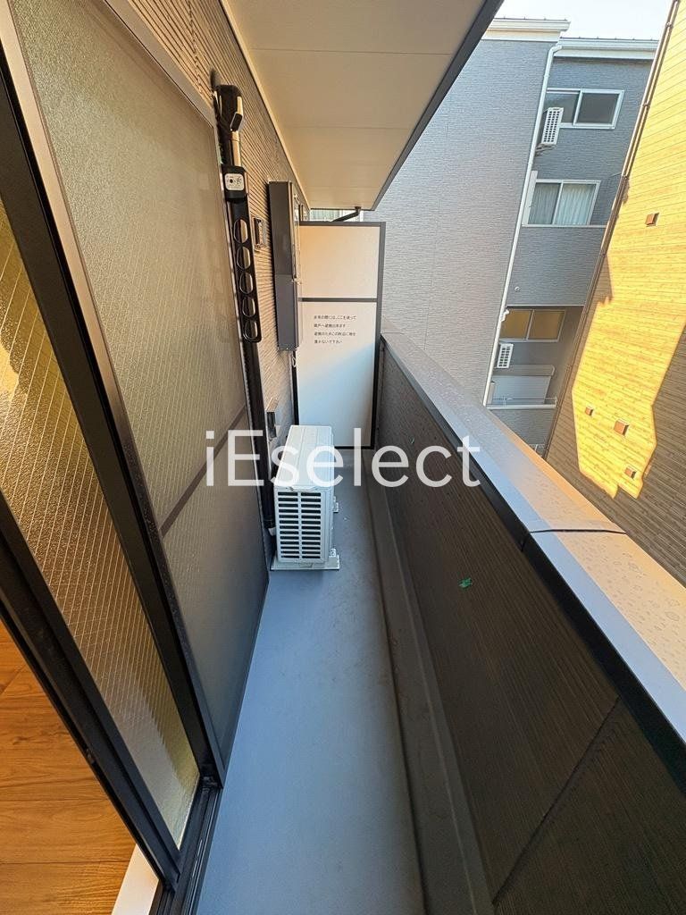 バルコニー　お洗濯物はこちらで