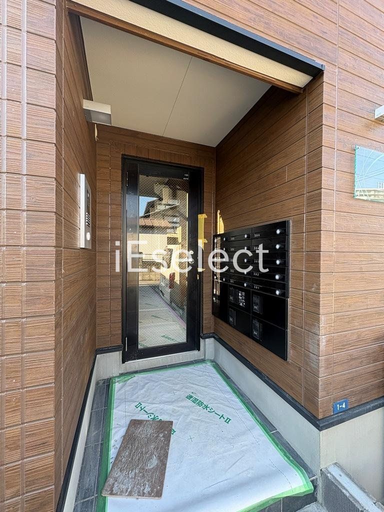 エントランス　エントランスも綺麗ですね。