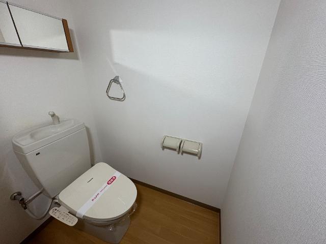 トイレ　シャワー付トイレ