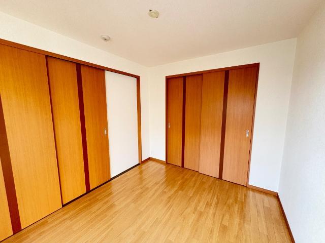 居室・リビング　洋室１