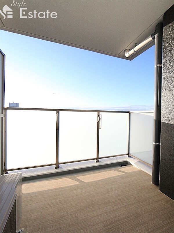 バルコニー　バルコニー