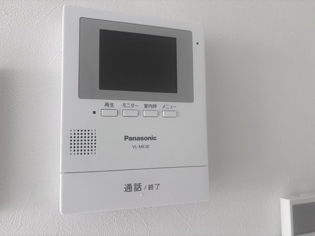 セキュリティ　２４時間安全モニター付きインターホンで訪問者が来た際確認出来