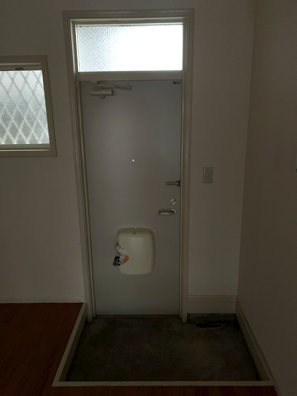 玄関　別部屋参考写真