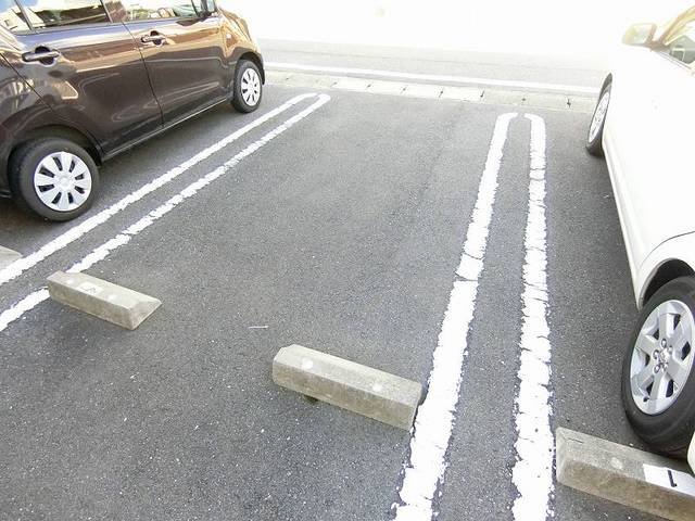 駐車場　駐車場があります