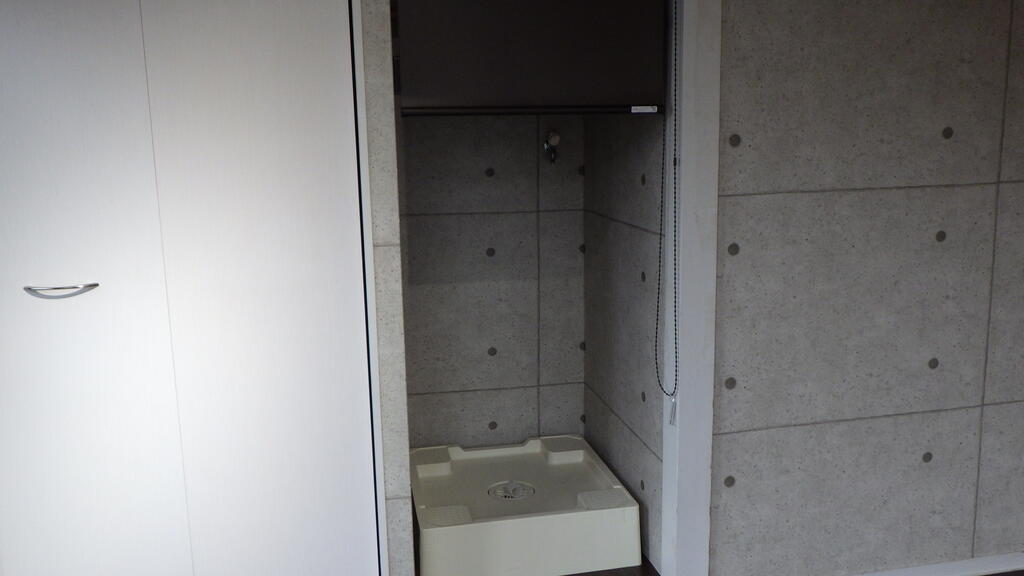 その他　洗濯機置き場