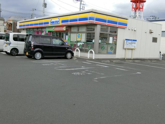 コンビニ　ミニストップ（コンビニ）まで1020m