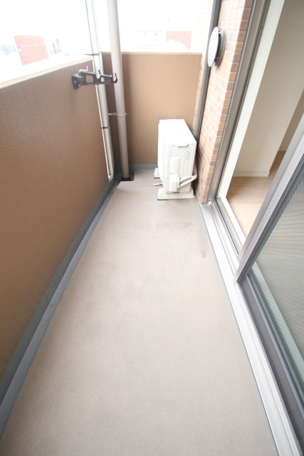 バルコニー　※別室の参考写真です