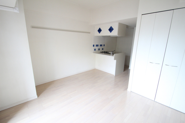 居室・リビング　※別室の参考写真です