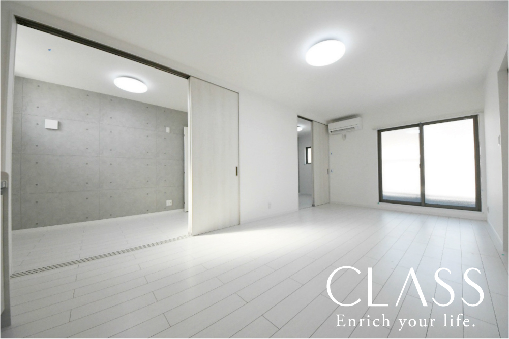 バス・シャワールーム　内装の写真