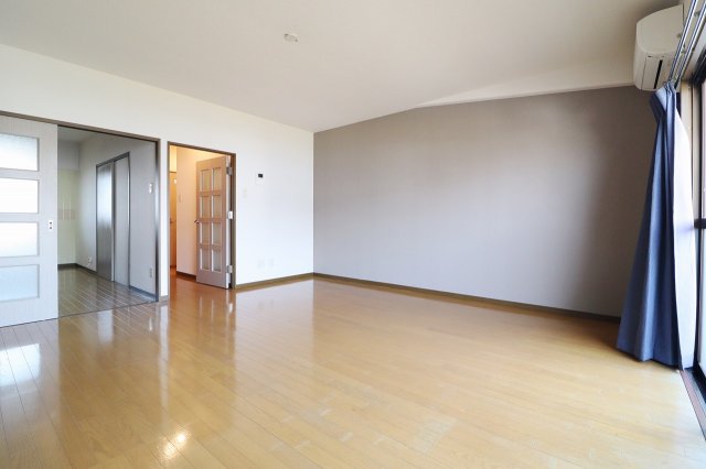 居室・リビング　ゆったり過ごせるリビングです