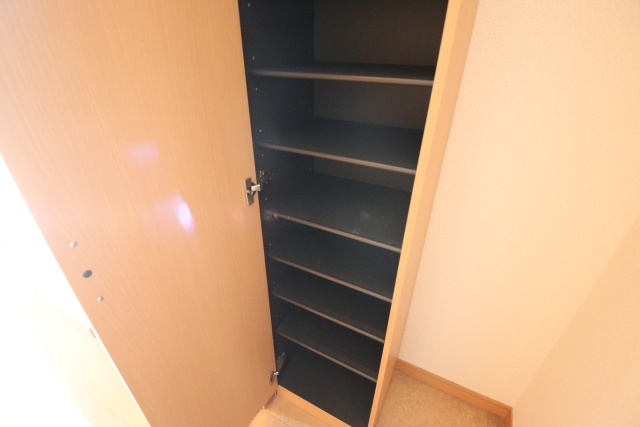 収納　※別室の参考写真の為、現況優先です。