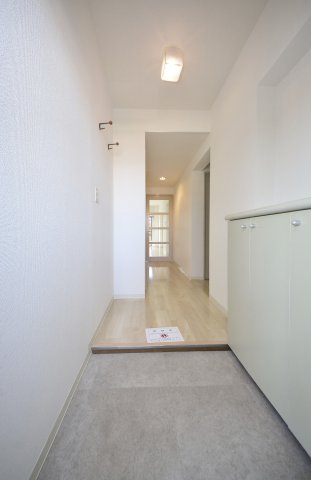玄関　玄関ホール