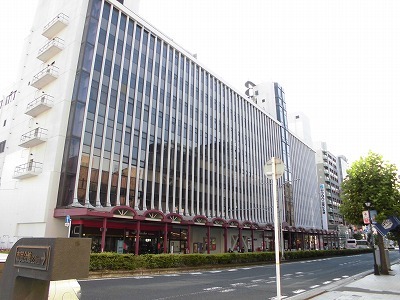 スーパー　ヤマザワ（スーパー）まで850m