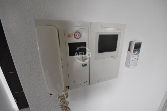 セキュリティ　カスタリア新梅田　オートロック