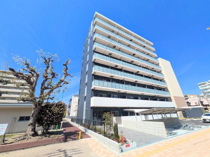 建物外観　建築中