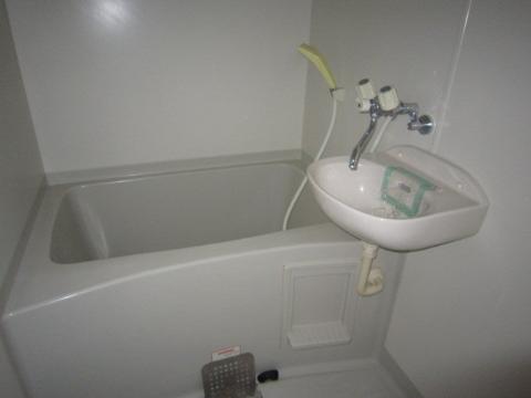 バス・シャワールーム　バス