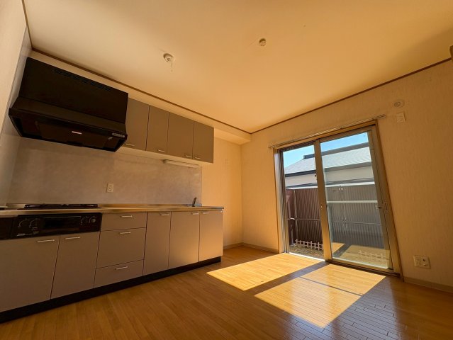 庭　簡単な家庭菜園も楽しめるお庭です